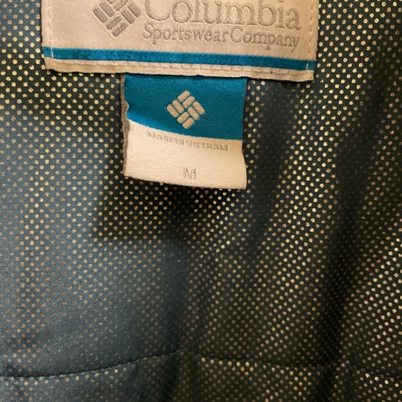 Boys winter coat. - Picture 4 of 4